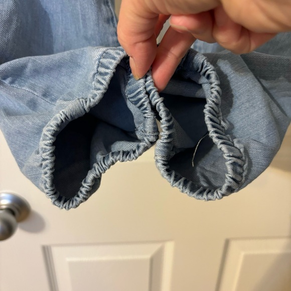 Paige Pleated Mayslie Double Button Jogger Jeans, size 27 - Picture 11 of 16